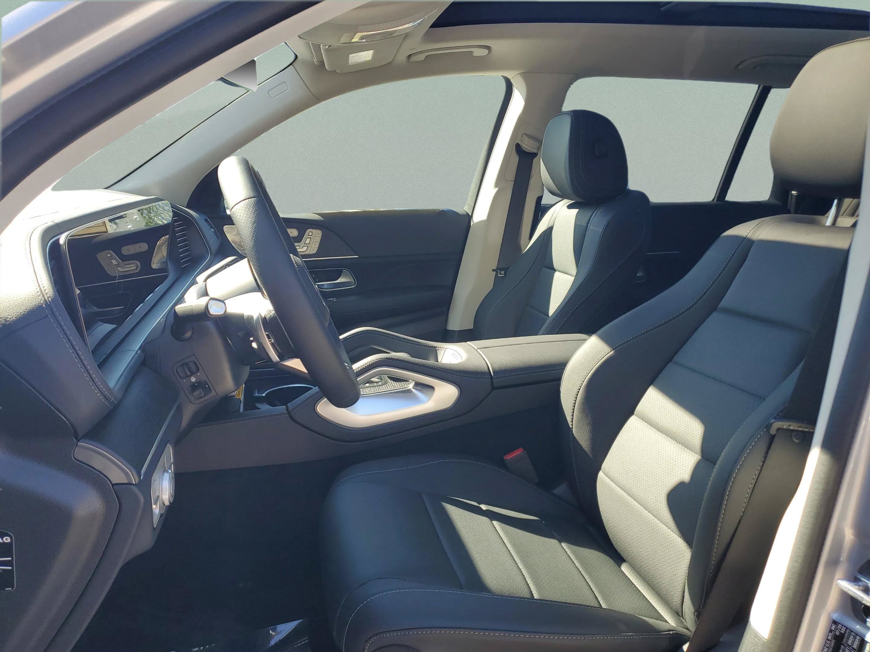 Certified 2026 Mercedes-Benz GLS 450 4MATIC image 26