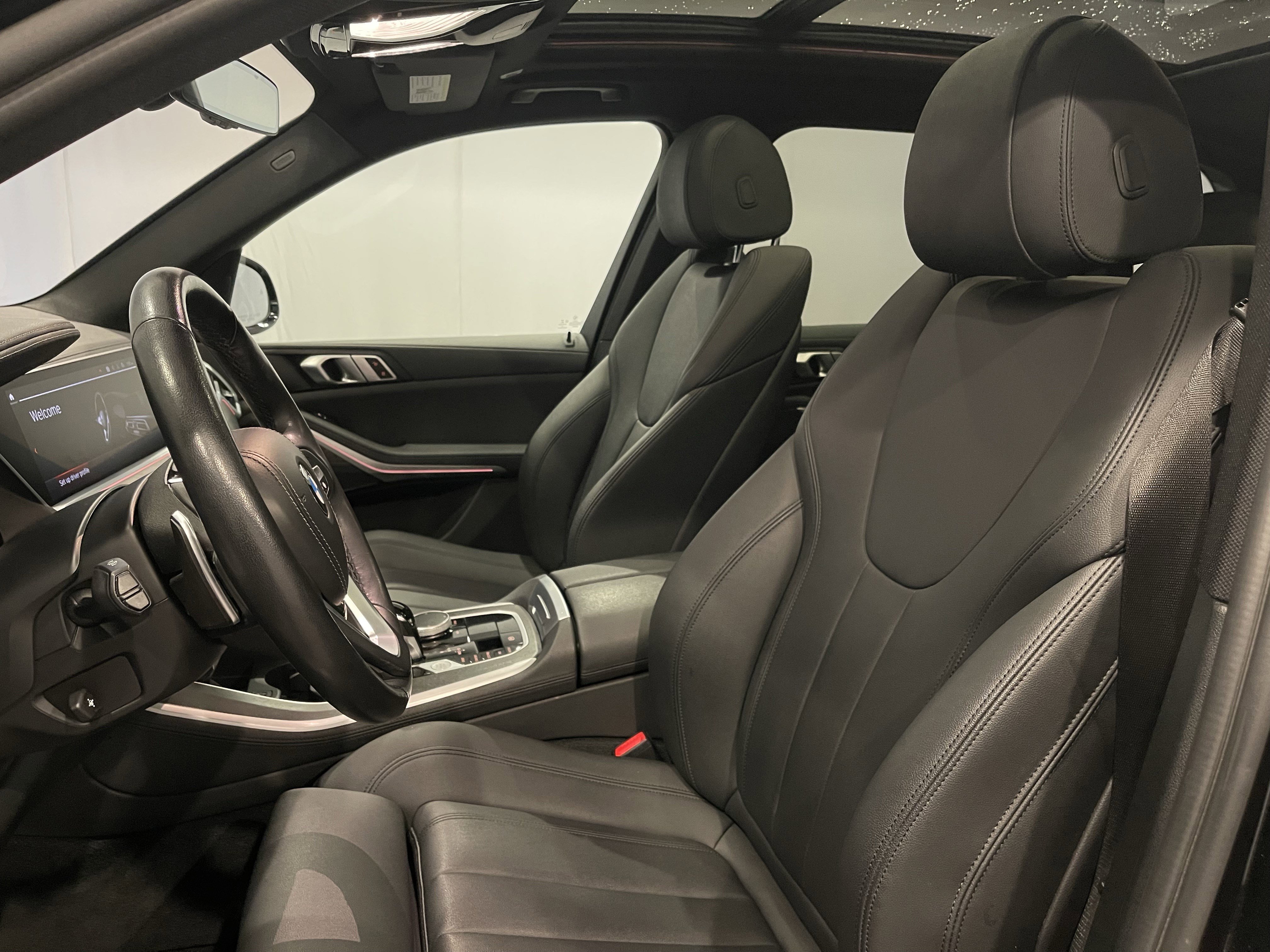 Used 2022 BMW X5 xDrive40i w/ Climate Comfort Package image 15