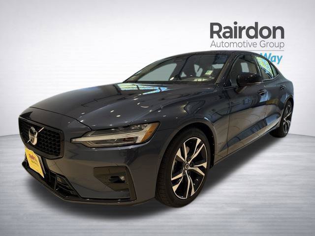 Used 2024 Volvo S60 B5 Plus AWD/4WD image 1