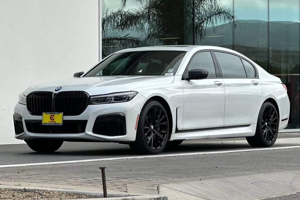 Used 2022 BMW 750i xDrive w/ Executive Package AWD/4WD image 7