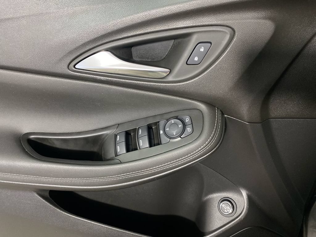 Certified 2024 Buick Encore GX Sport Touring w/ Experience Buick Package FWD image 13