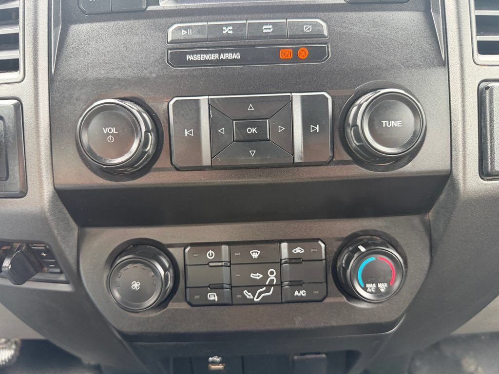 Used 2020 Ford F350 XL w/ Power Equipment Group AWD/4WD image 15