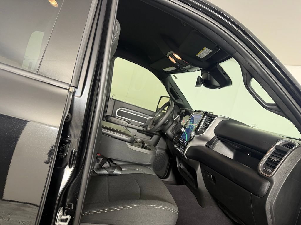 Used 2026 RAM 2500 Big Horn AWD/4WD image 31