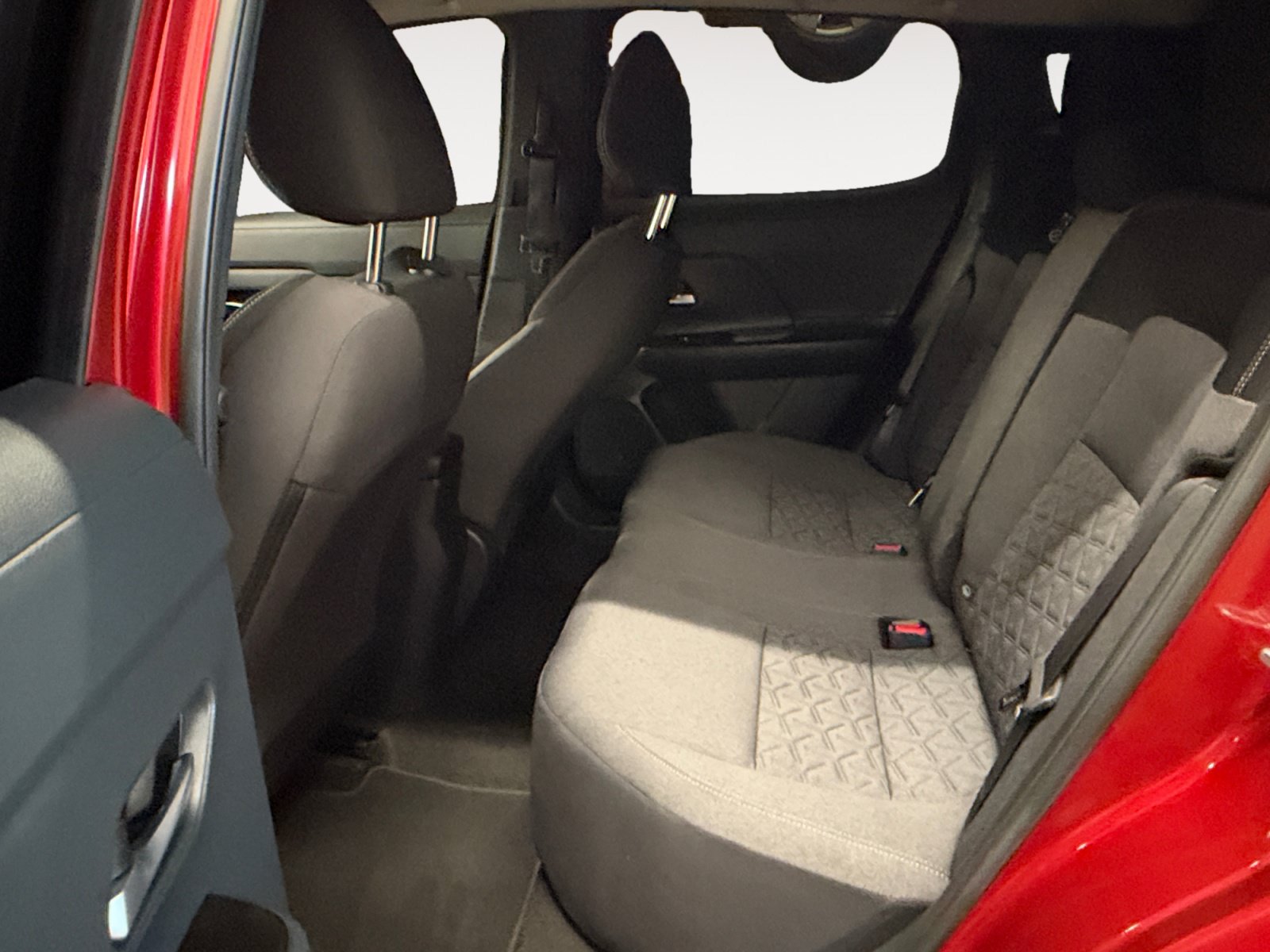 Used 2025 Nissan Kicks SV FWD image 23