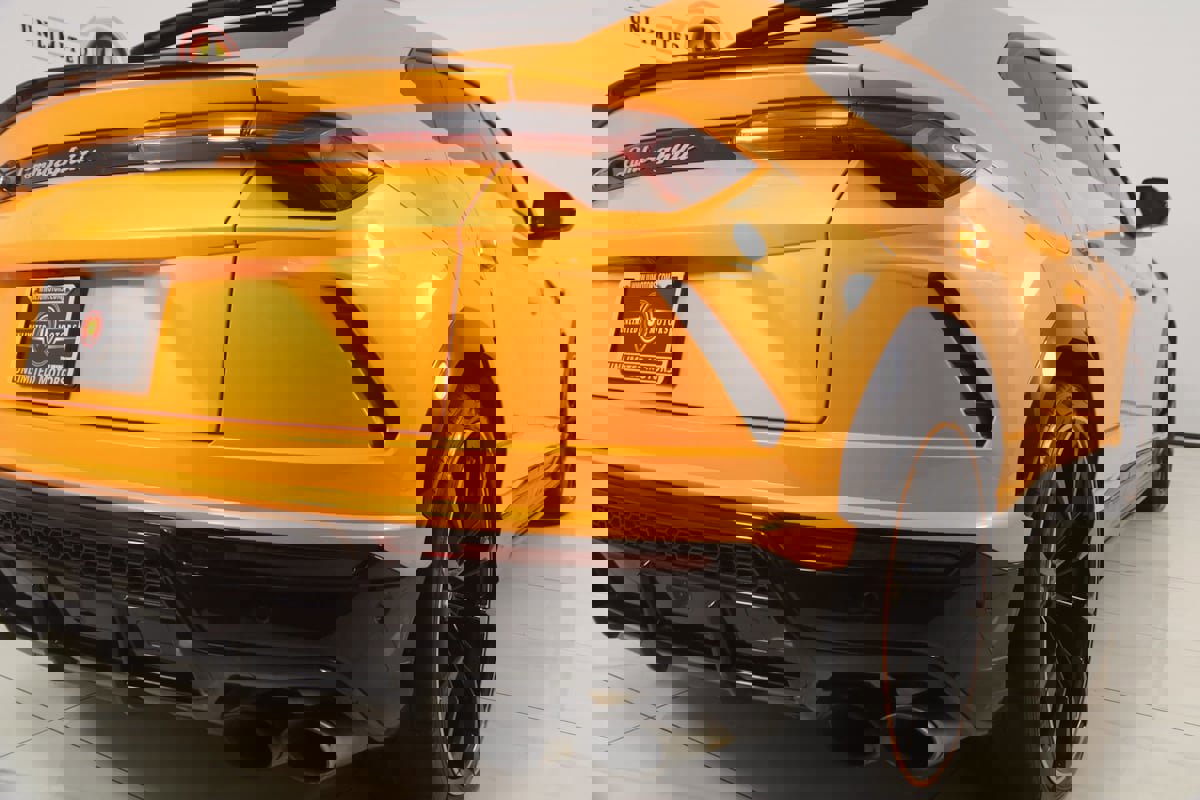 Used 2021 Lamborghini Urus image 72