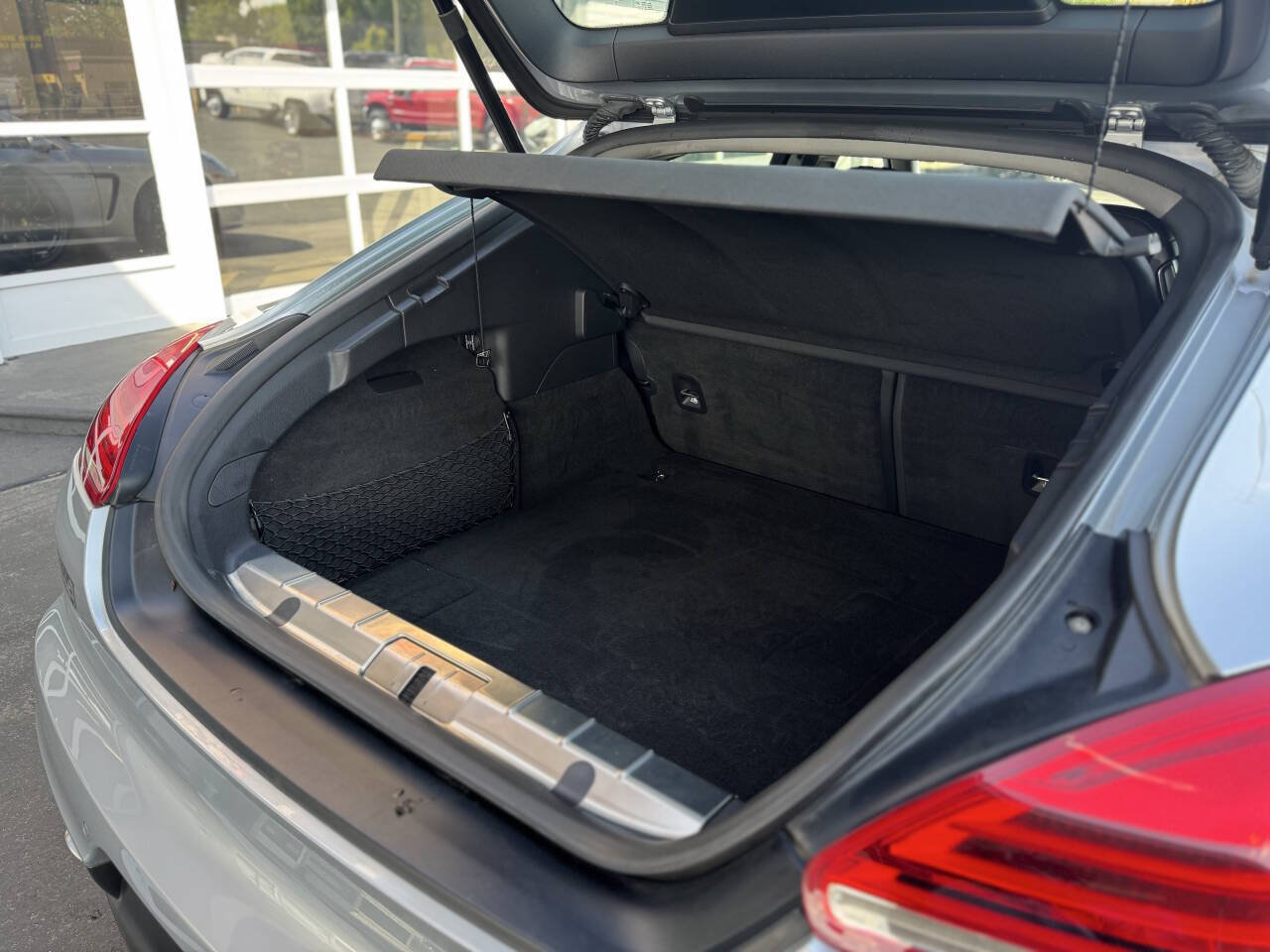 Used 2015 Porsche Panamera S RWD image 13