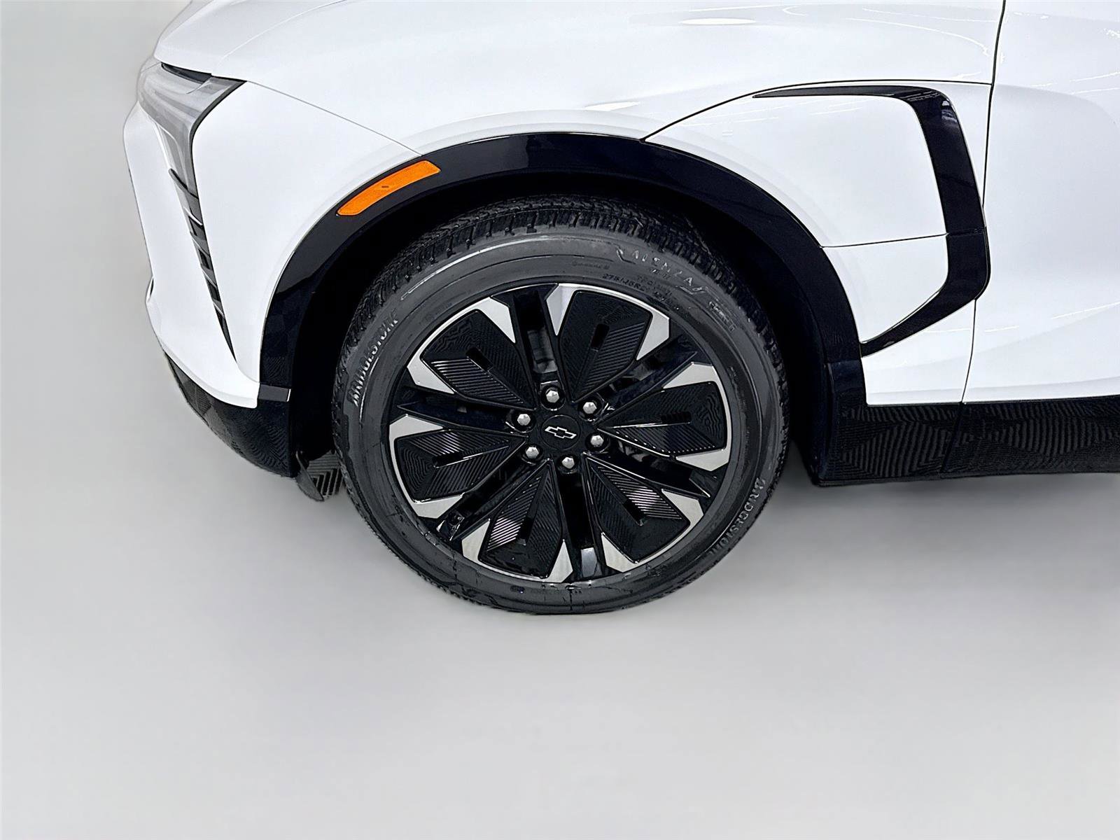 Used 2024 Chevrolet Blazer EV RS image 24