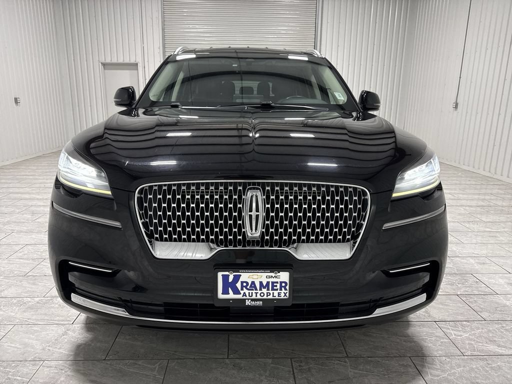 Used 2023 Lincoln Aviator AWD image 32