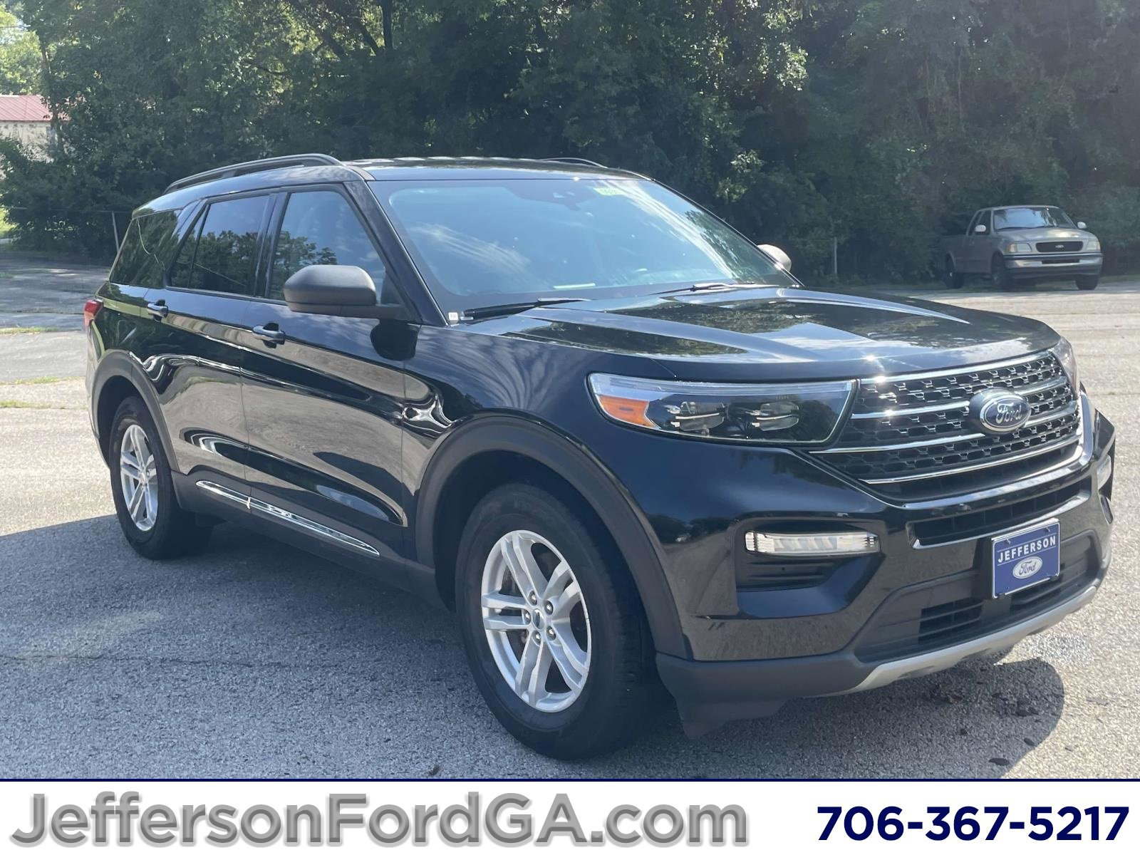 Used 2024 Ford Explorer XLT w/ Equipment Group 202A