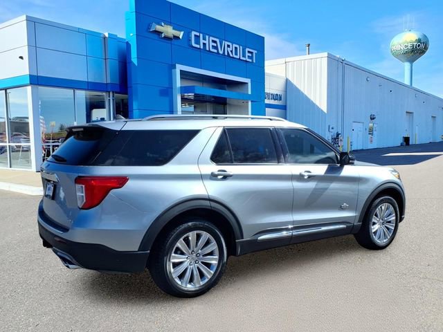 Used 2023 Ford Explorer King Ranch w/ Technology Package image 3
