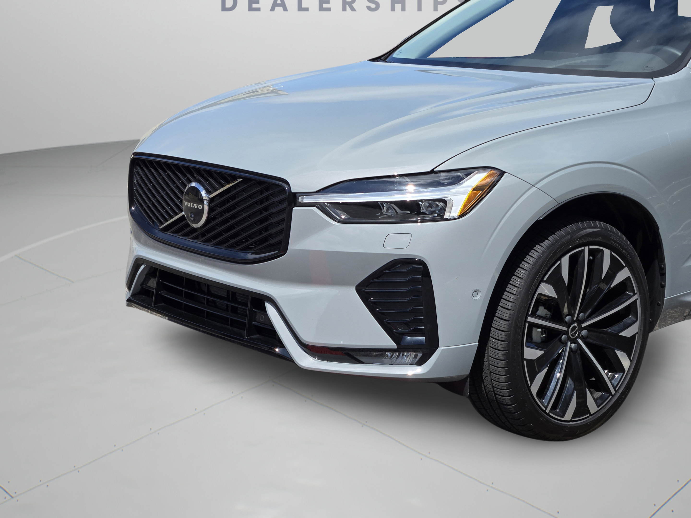 Used 2026 Volvo XC60 B5 Ultra w/ Protection Package Premier AWD/4WD image 29