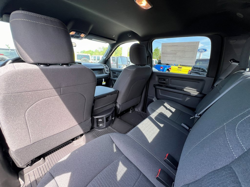 New 2024 RAM 2500 Tradesman w/ Chrome Appearance Group image 16