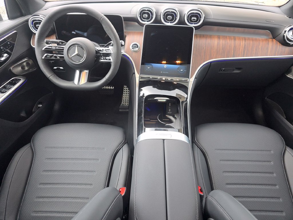 New 2027 Mercedes-Benz GLC 300 4MATIC image 23