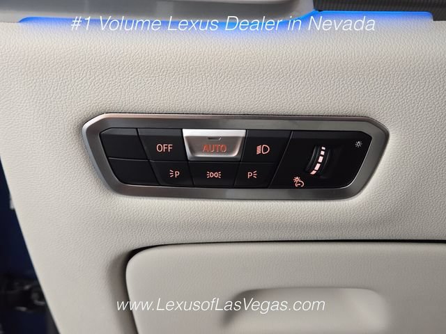 Used 2023 BMW X5 xDrive45e w/ Executive Package AWD/4WD image 39
