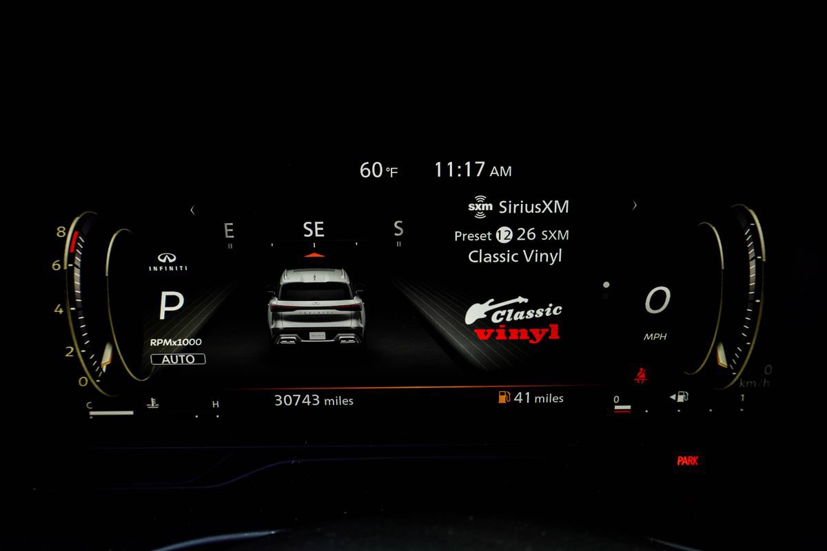 Used 2023 INFINITI QX60 Luxe w/ Cargo Package image 29