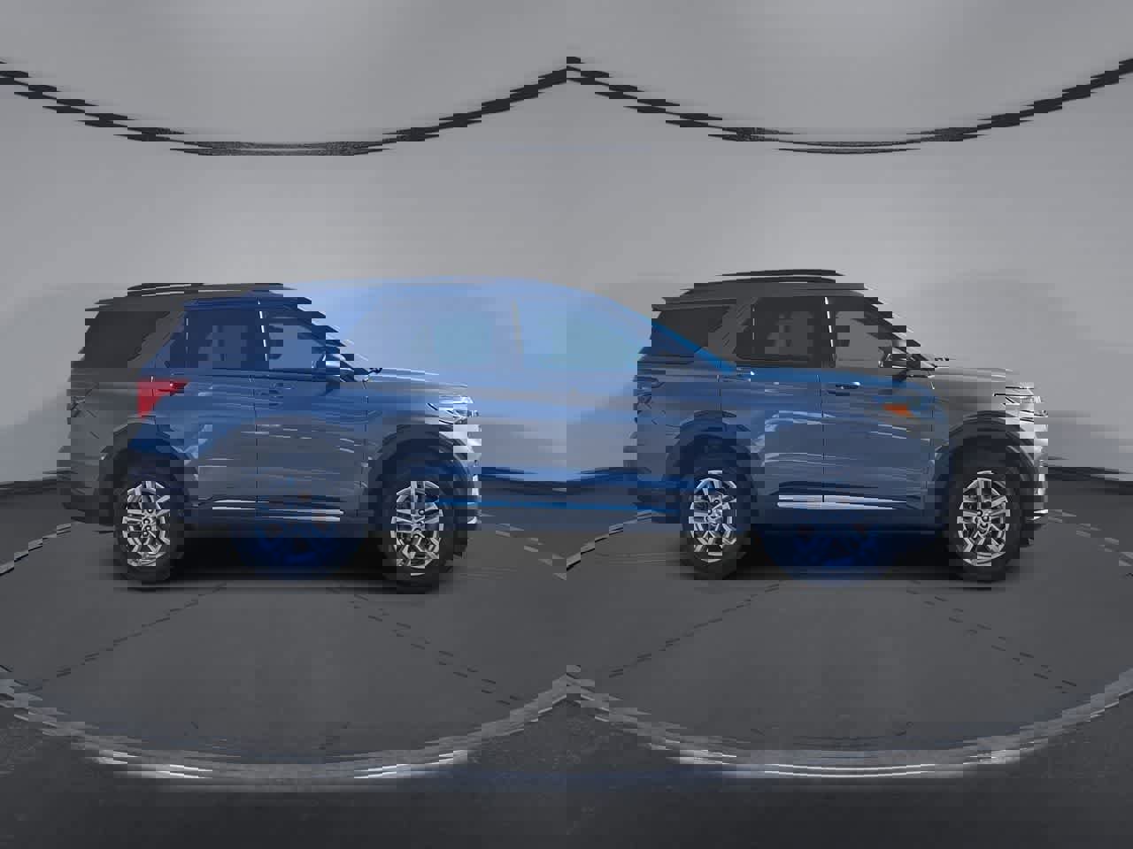 Certified 2023 Ford Explorer XLT image 9