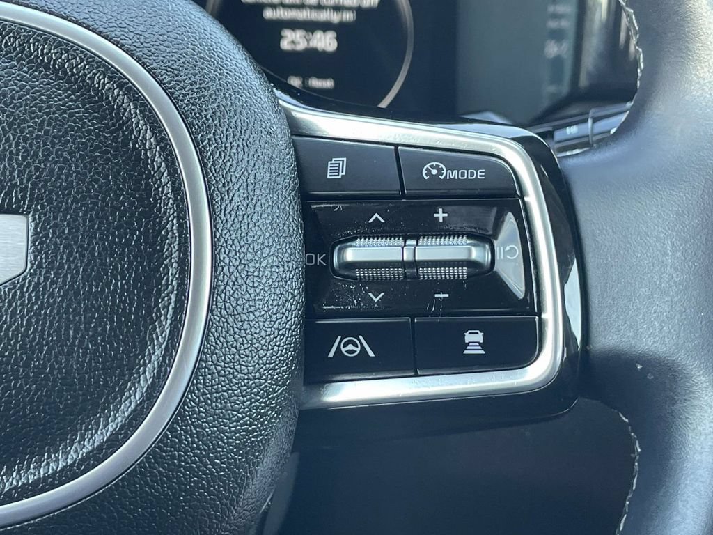 Used 2023 Kia Sorento SX FWD image 30