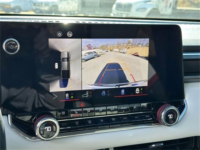 Used 2024 GMC Canyon AT4X image 10