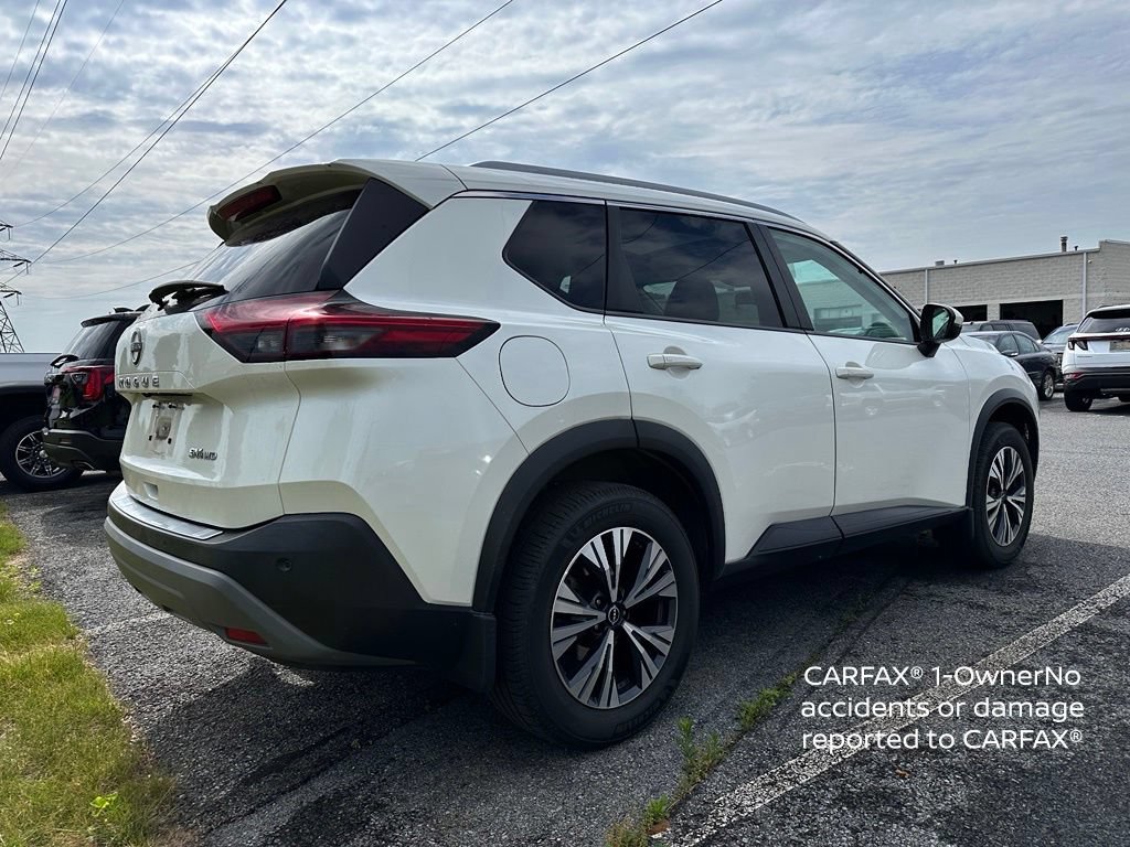 Used 2022 Nissan Rogue SV w/ SV Premium Package AWD/4WD image 4