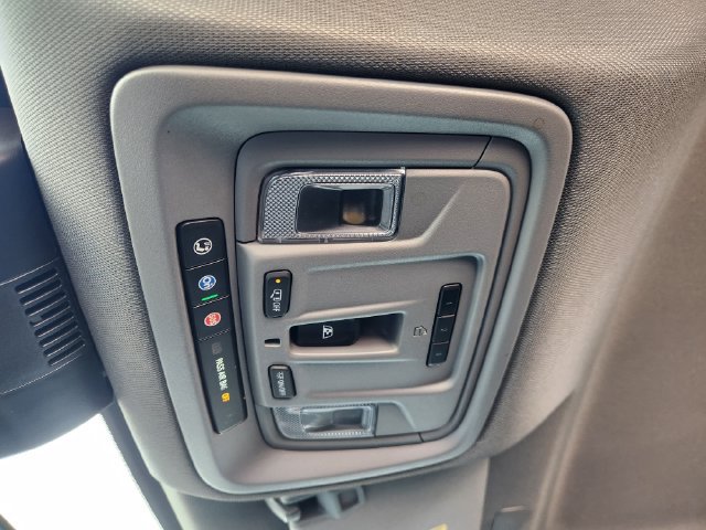 Used 2024 Chevrolet Silverado 2500 LT AWD/4WD image 27