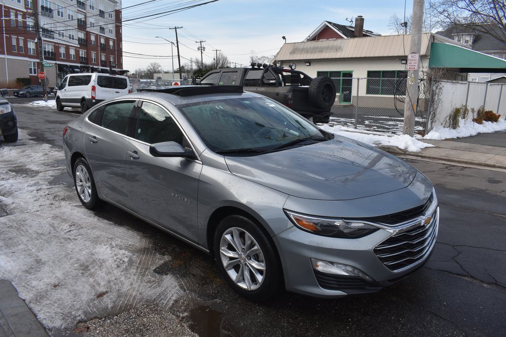 Used 2024 Chevrolet Malibu LT image 4