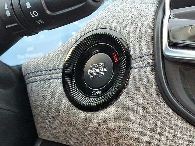 Certified 2022 Jeep Compass Latitude w/ Convenience Group image 27