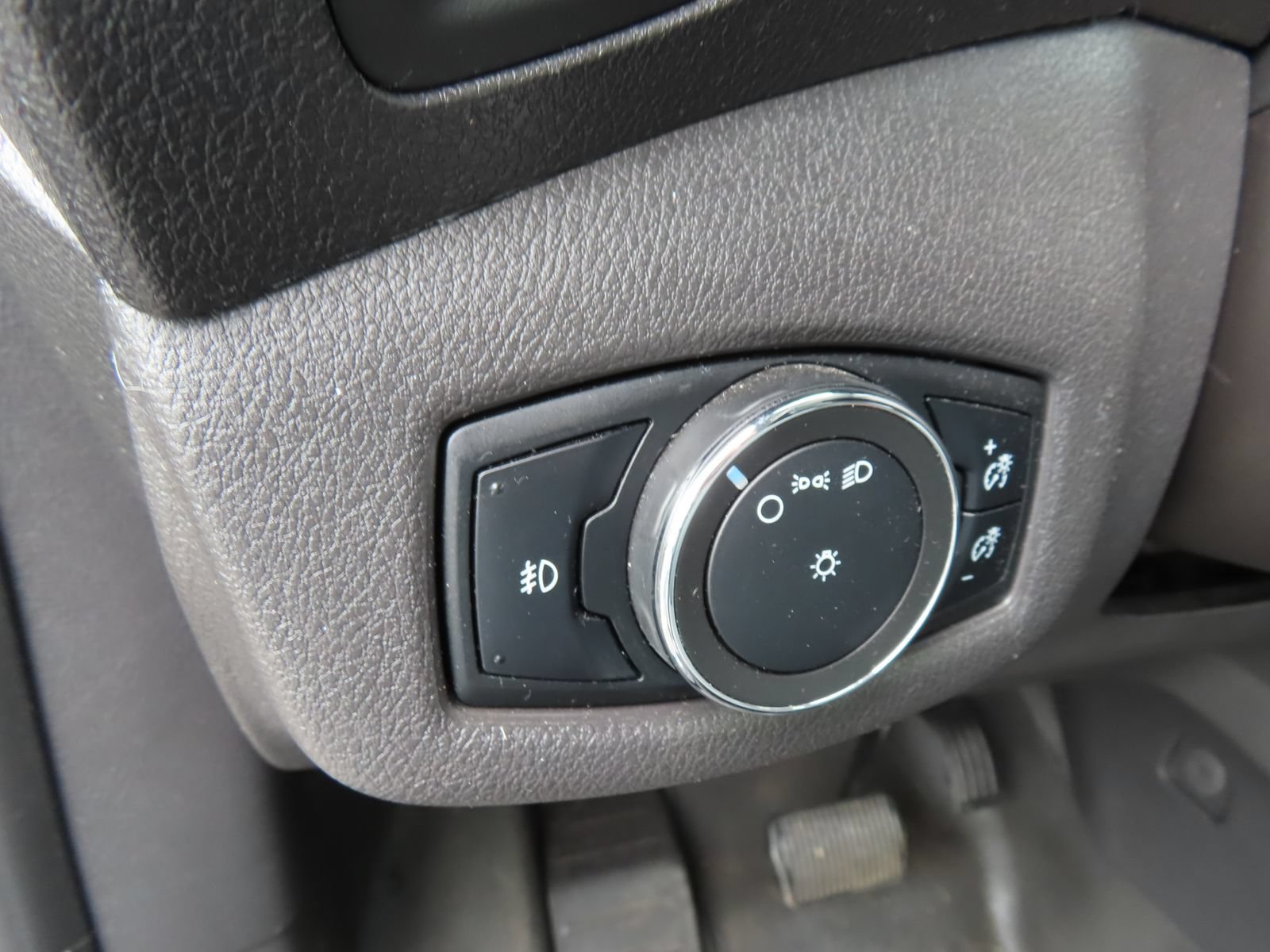 Used 2017 Ford Transit Connect XL FWD image 10