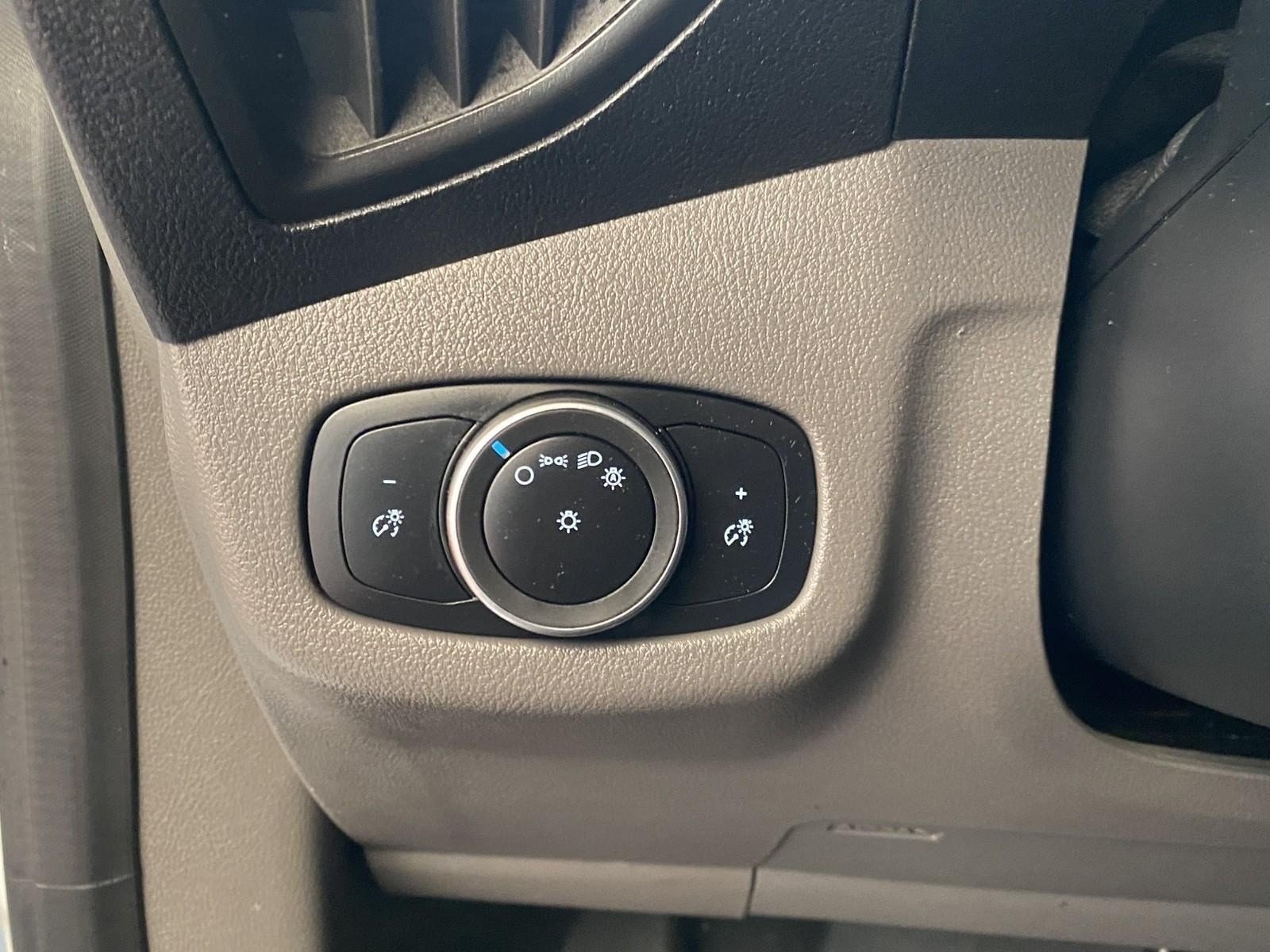 Used 2022 Ford Transit Connect XL FWD image 18