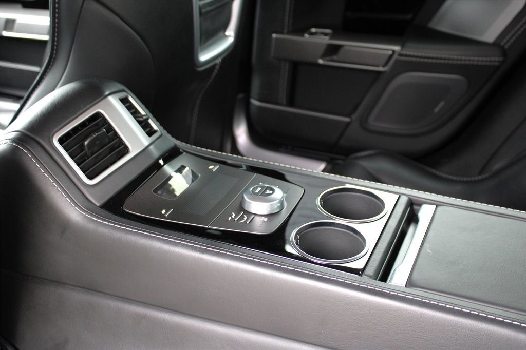 Used 2012 Aston Martin Rapide image 32