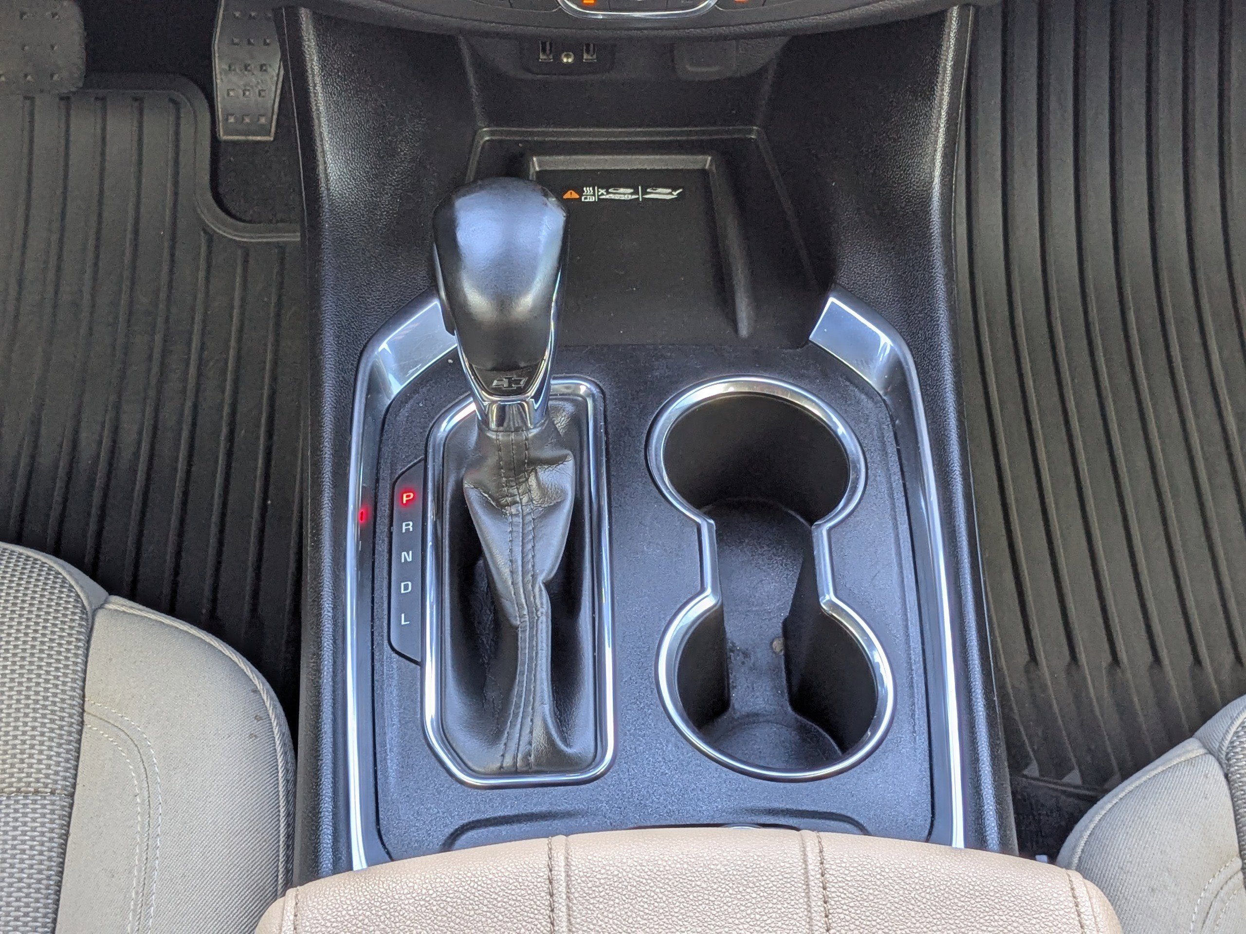 Used 2023 Chevrolet Traverse LT image 21