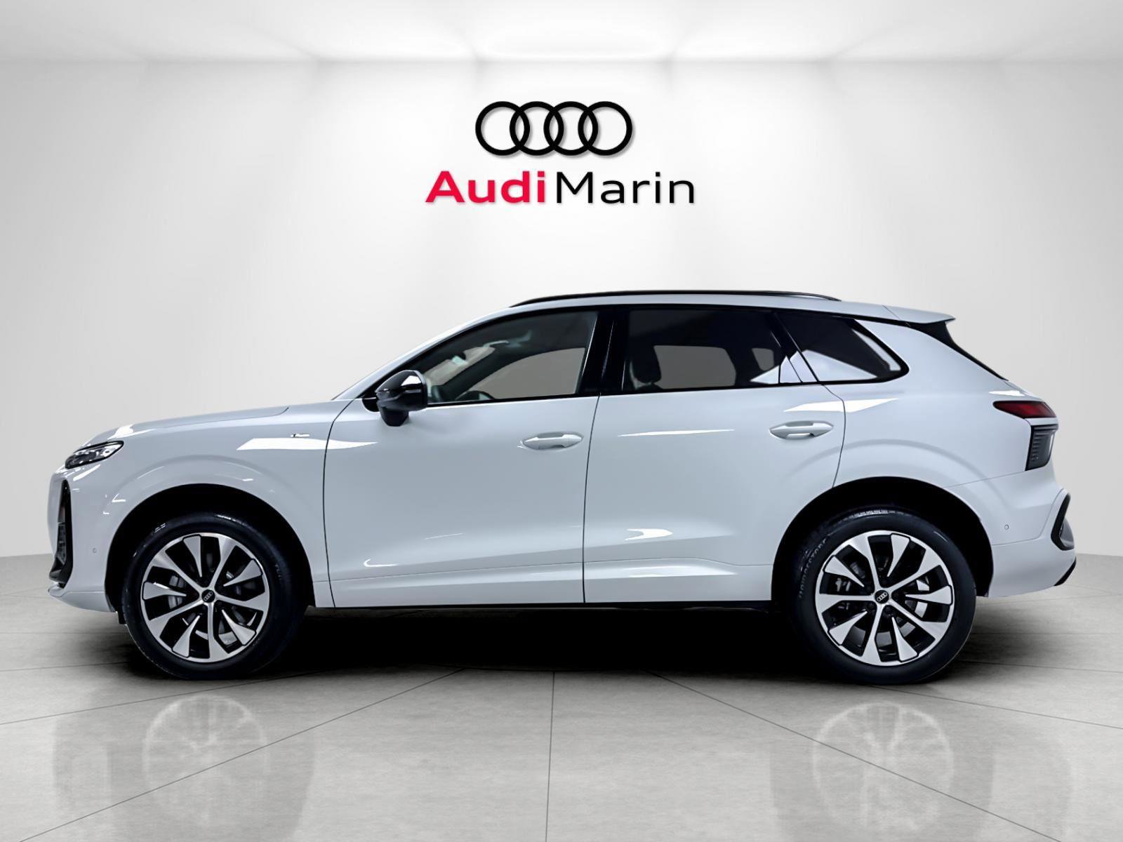 New 2026 Audi Q3 quattro 2.0T AWD/4WD image 2