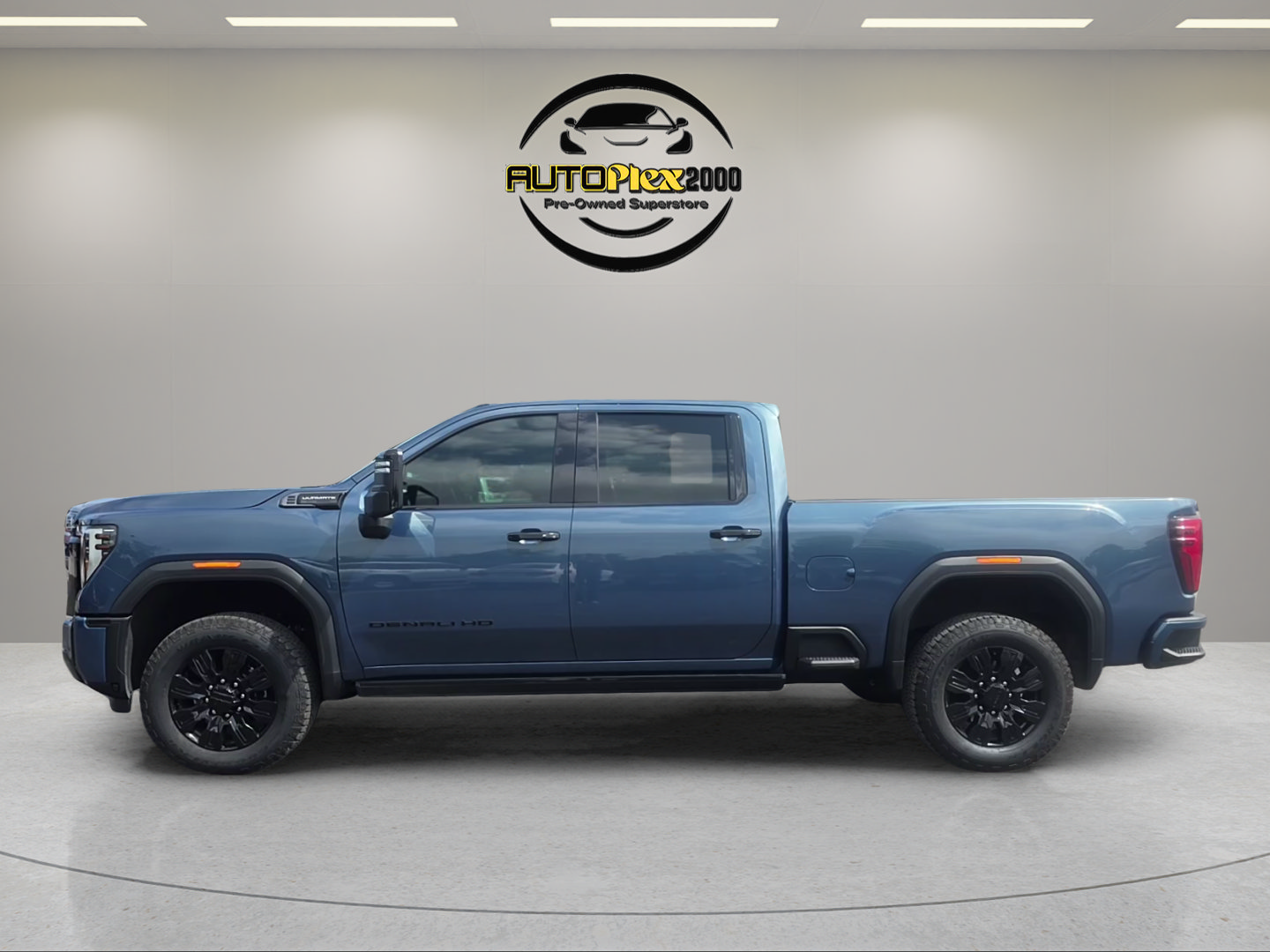 Used 2025 GMC Sierra 2500 Denali Ultimate AWD/4WD image 4
