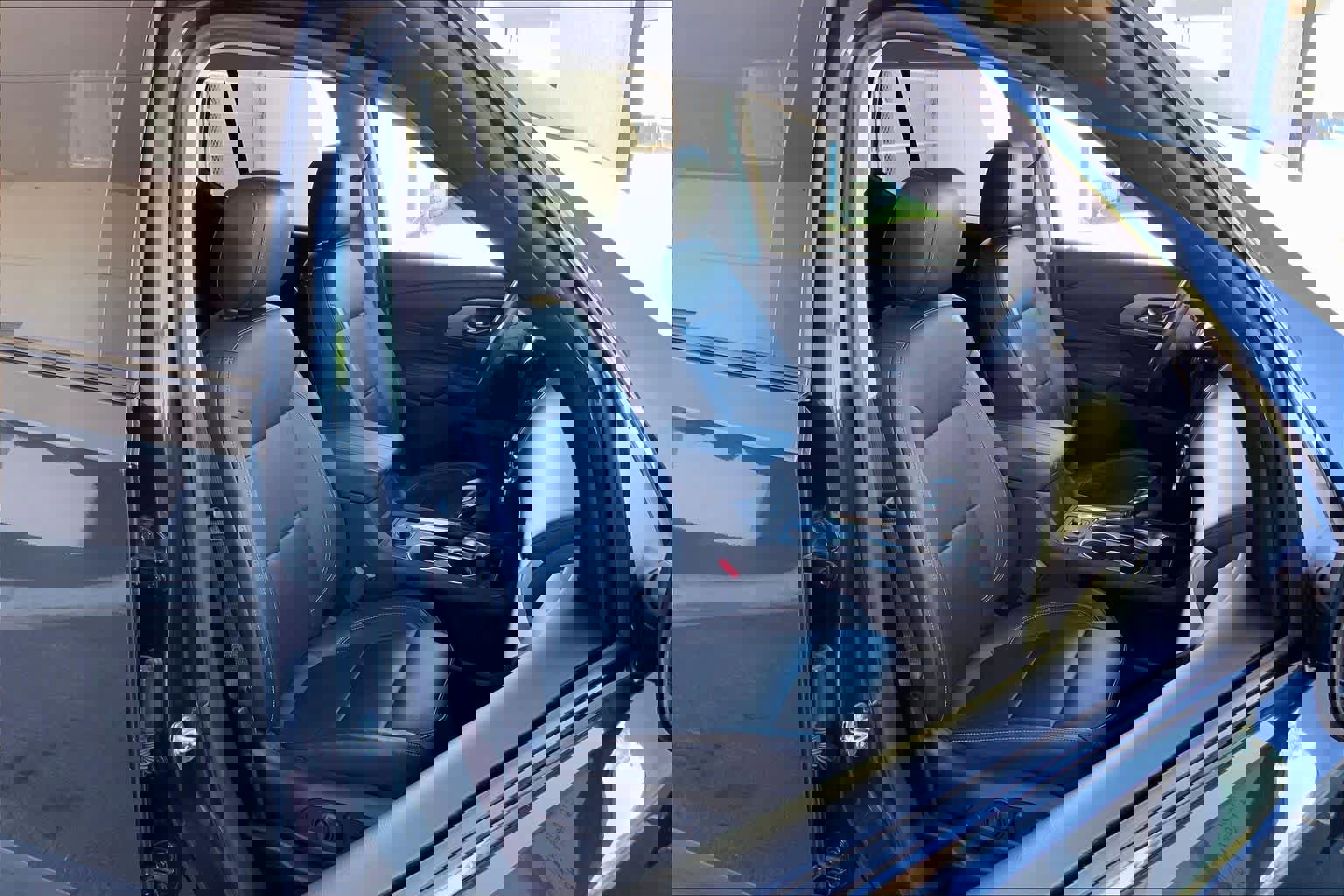 Used 2021 Chevrolet Traverse RS image 9