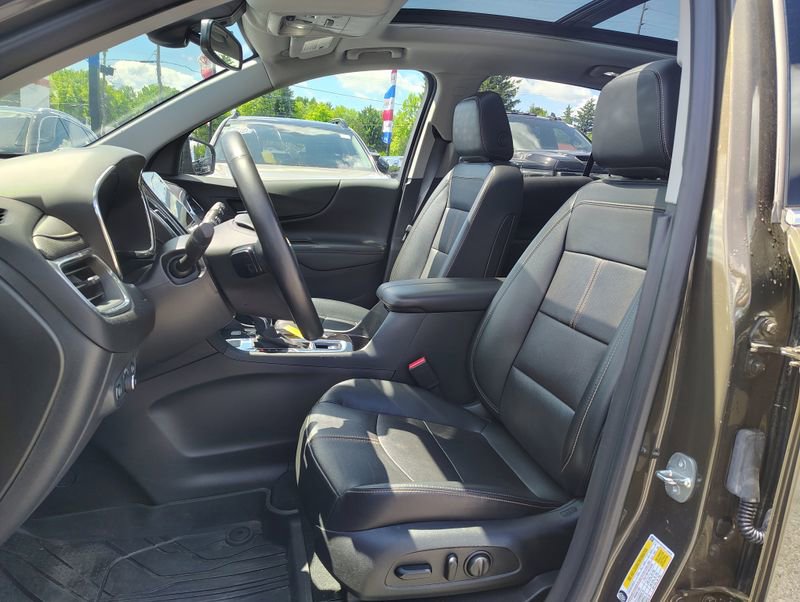 Used 2024 Chevrolet Equinox Premier AWD/4WD image 9