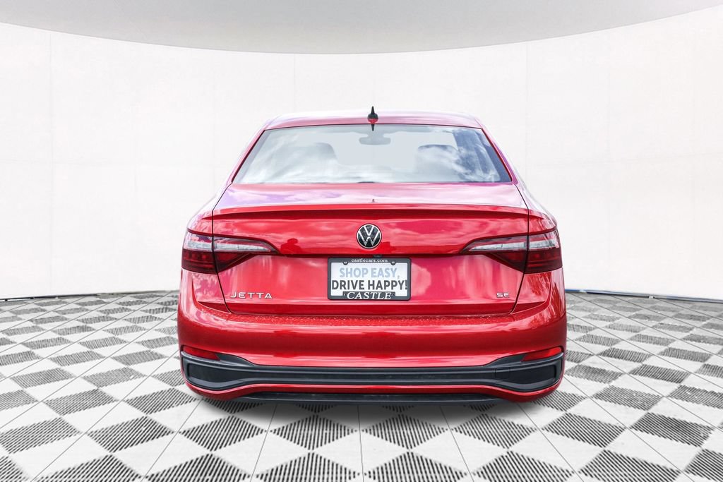 Certified 2023 Volkswagen Jetta SE FWD image 6