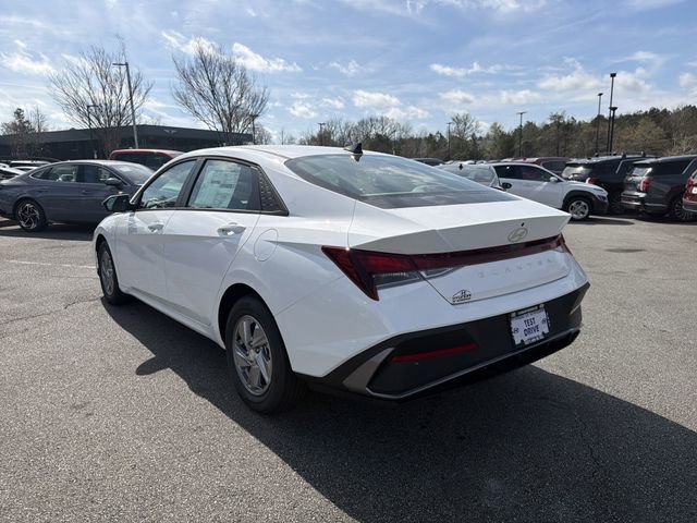New 2026 Hyundai Elantra SE image 5