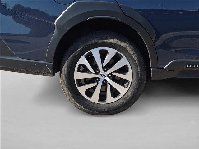 Used 2024 Subaru Outback Premium AWD/4WD image 15