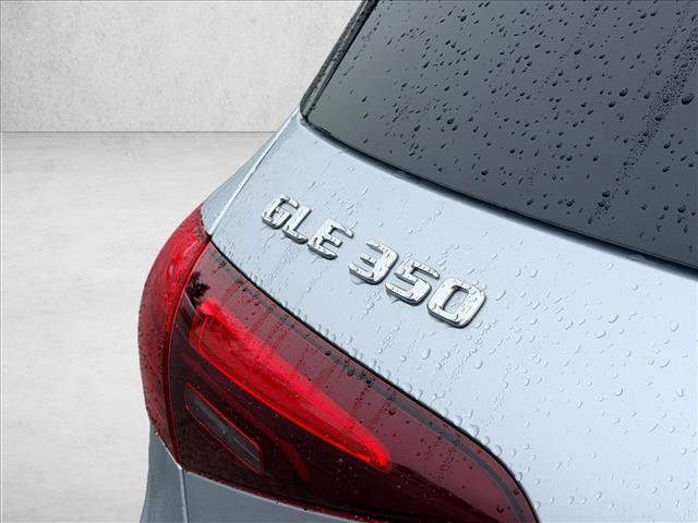 Used 2025 Mercedes-Benz GLE 350 4MATIC w/ Winter Package image 9