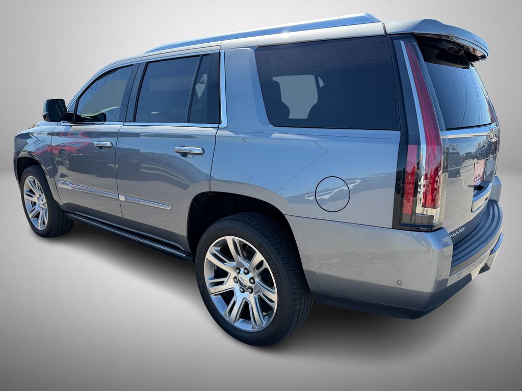 Used 2018 Cadillac Escalade Premium Luxury AWD/4WD image 4