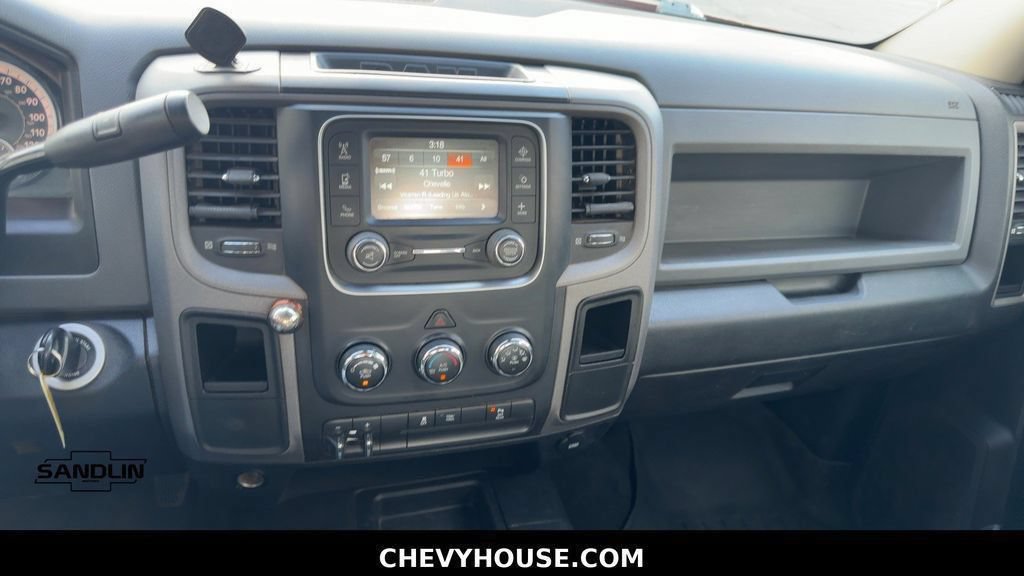 Used 2017 RAM 2500 Tradesman w/ Chrome Appearance Group AWD/4WD image 19