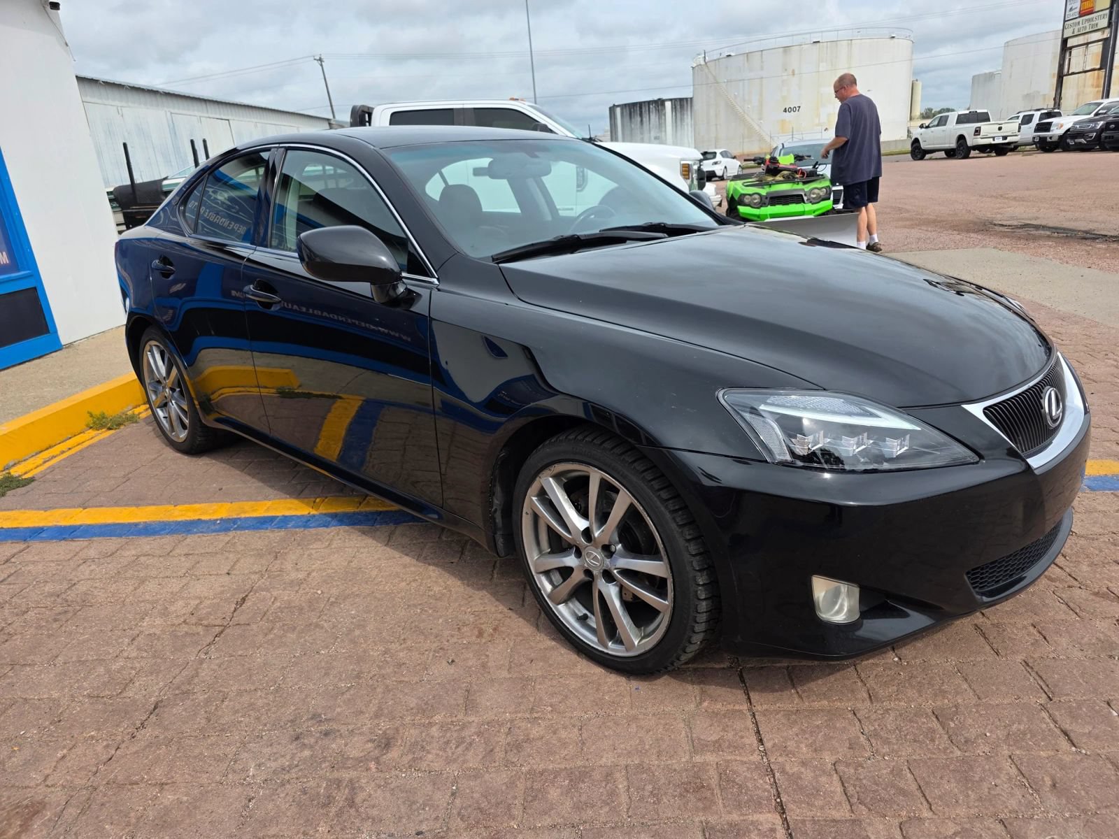 Used 2008 Lexus IS 250 RWD image 3