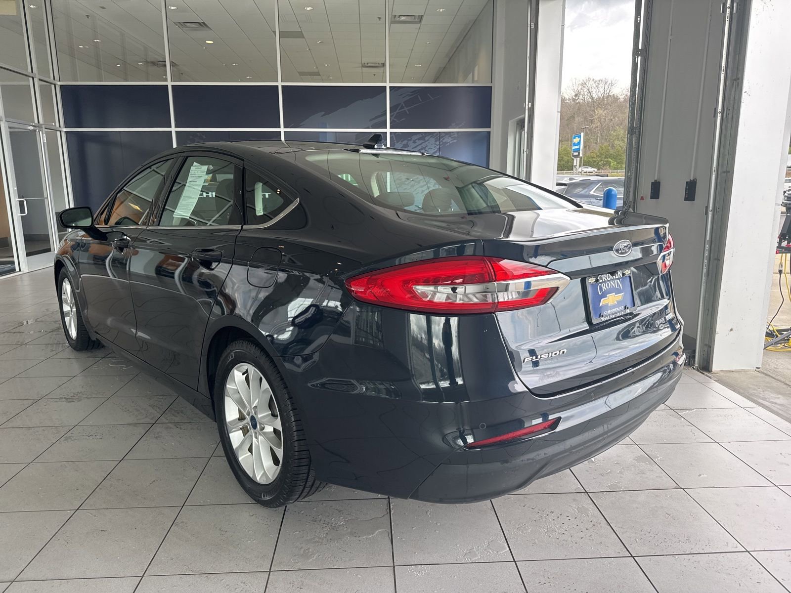 Used 2020 Ford Fusion SE image 7
