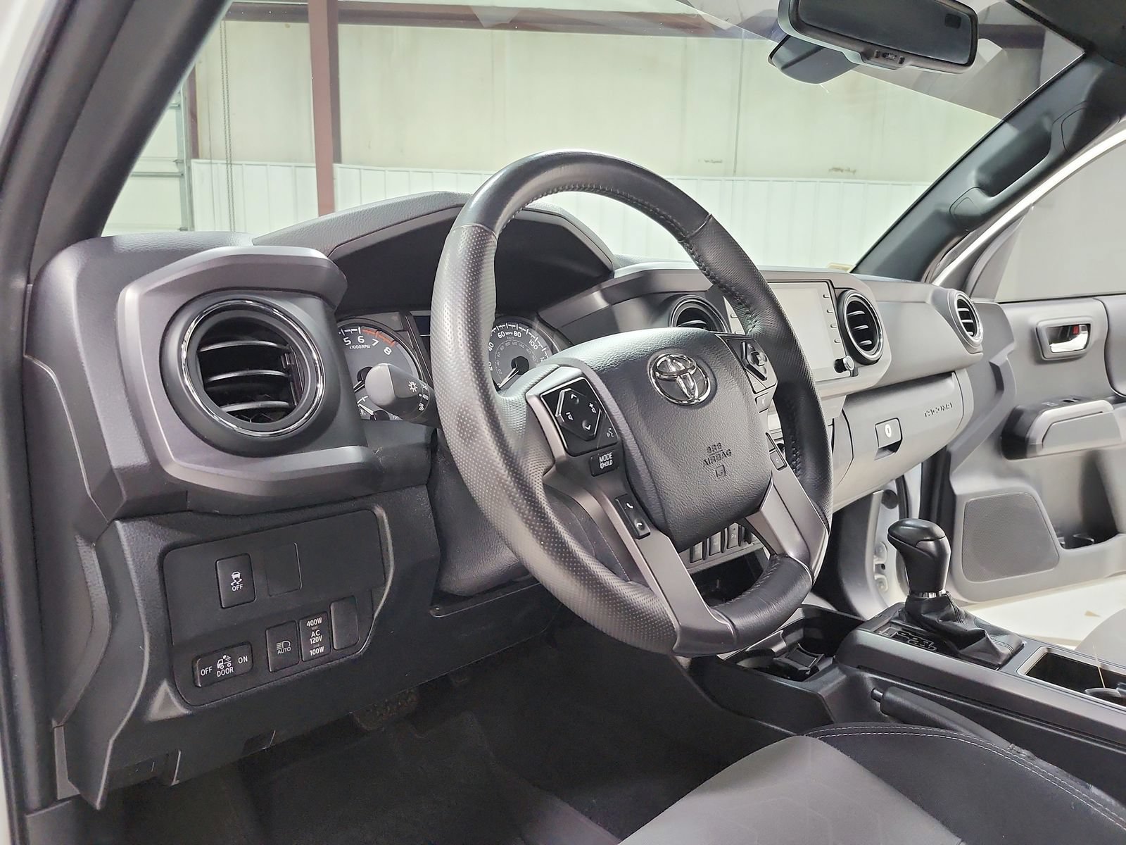 Used 2023 Toyota Tacoma TRD Sport w/ Technology Package AWD/4WD image 19