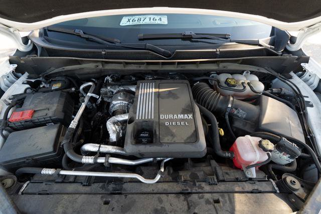 Used 2023 GMC Yukon XL SLT image 10