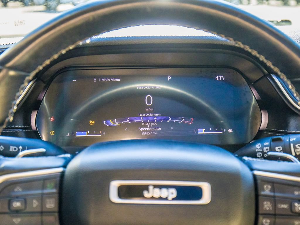 Used 2022 Jeep Grand Cherokee L Limited image 36