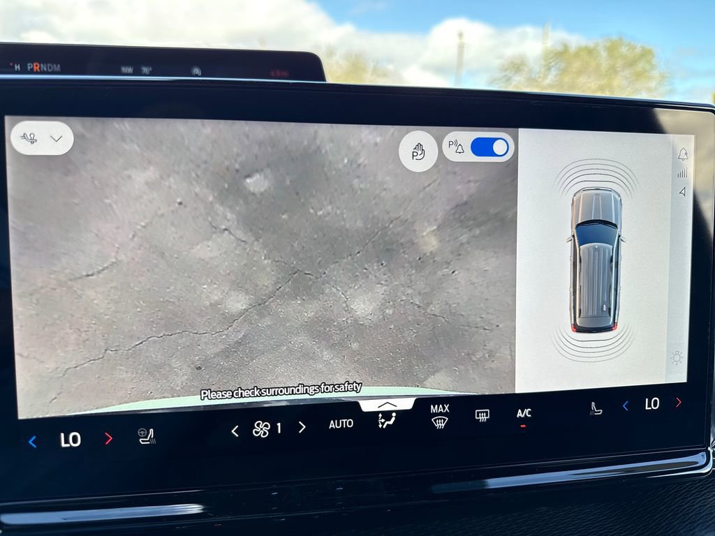 New 2026 Ford Expedition Platinum w/ Stealth Performance Package image 25