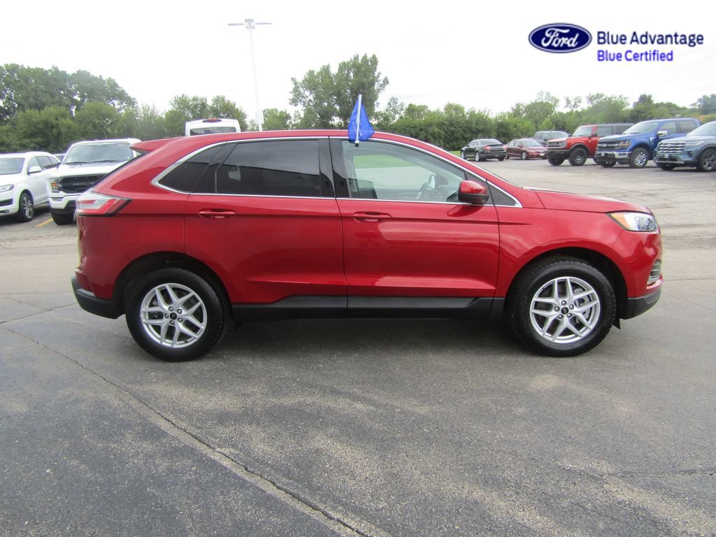 Certified 2024 Ford Edge SEL w/ Convenience Package AWD/4WD image 9