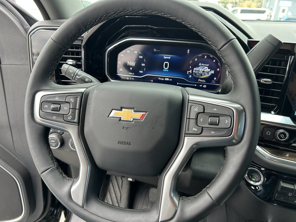 Used 2025 Chevrolet Silverado 2500 LT w/ All Star Edition AWD/4WD image 12