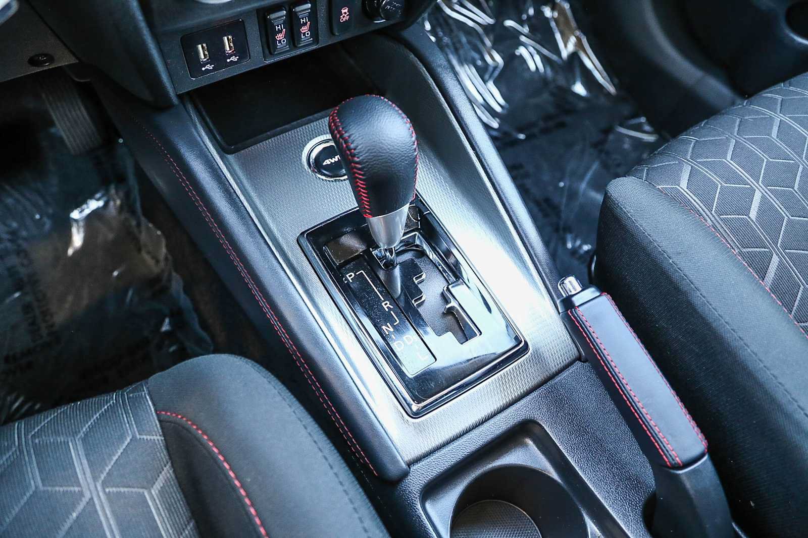 Used 2026 Mitsubishi Outlander Sport LE AWD/4WD image 19