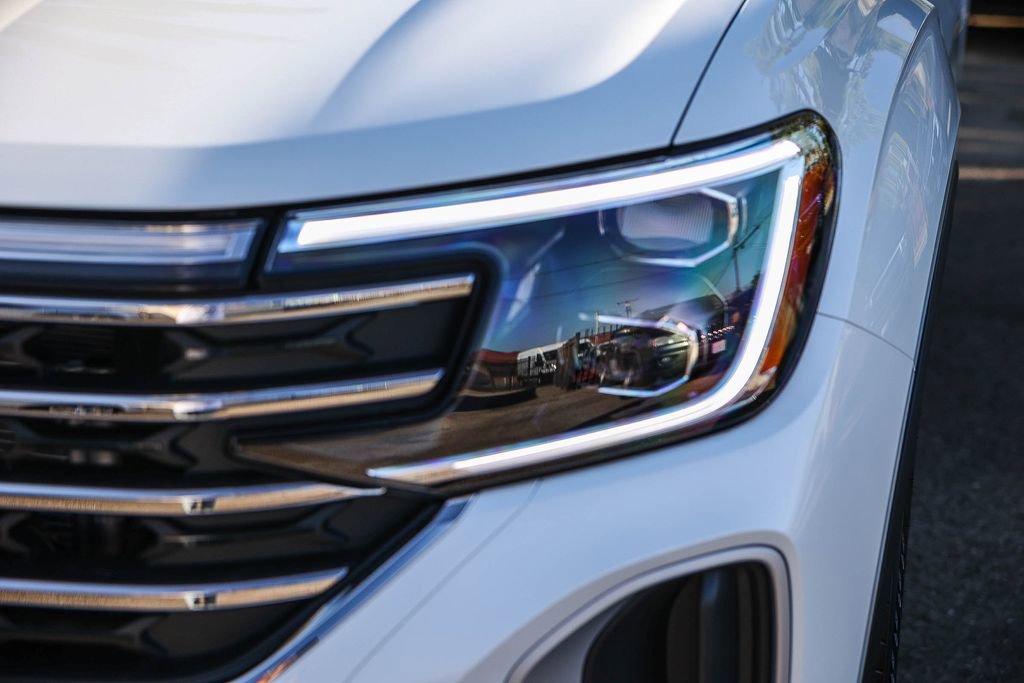 New 2026 Volkswagen Atlas SE image 16